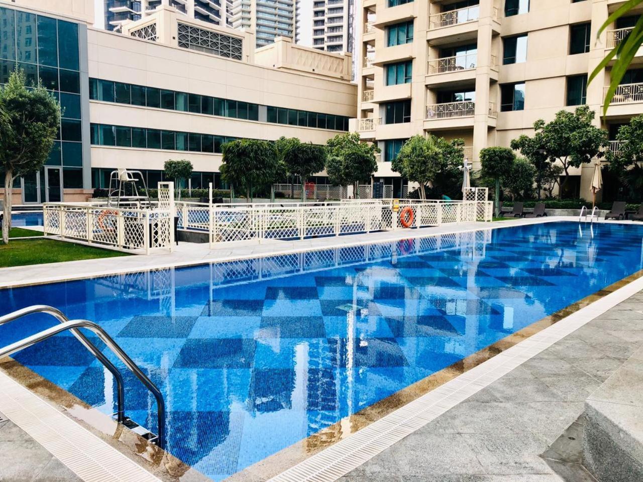 Luxury 2Br Downtown Apt With Burj Khalifa Views ドバイ エクステリア 写真