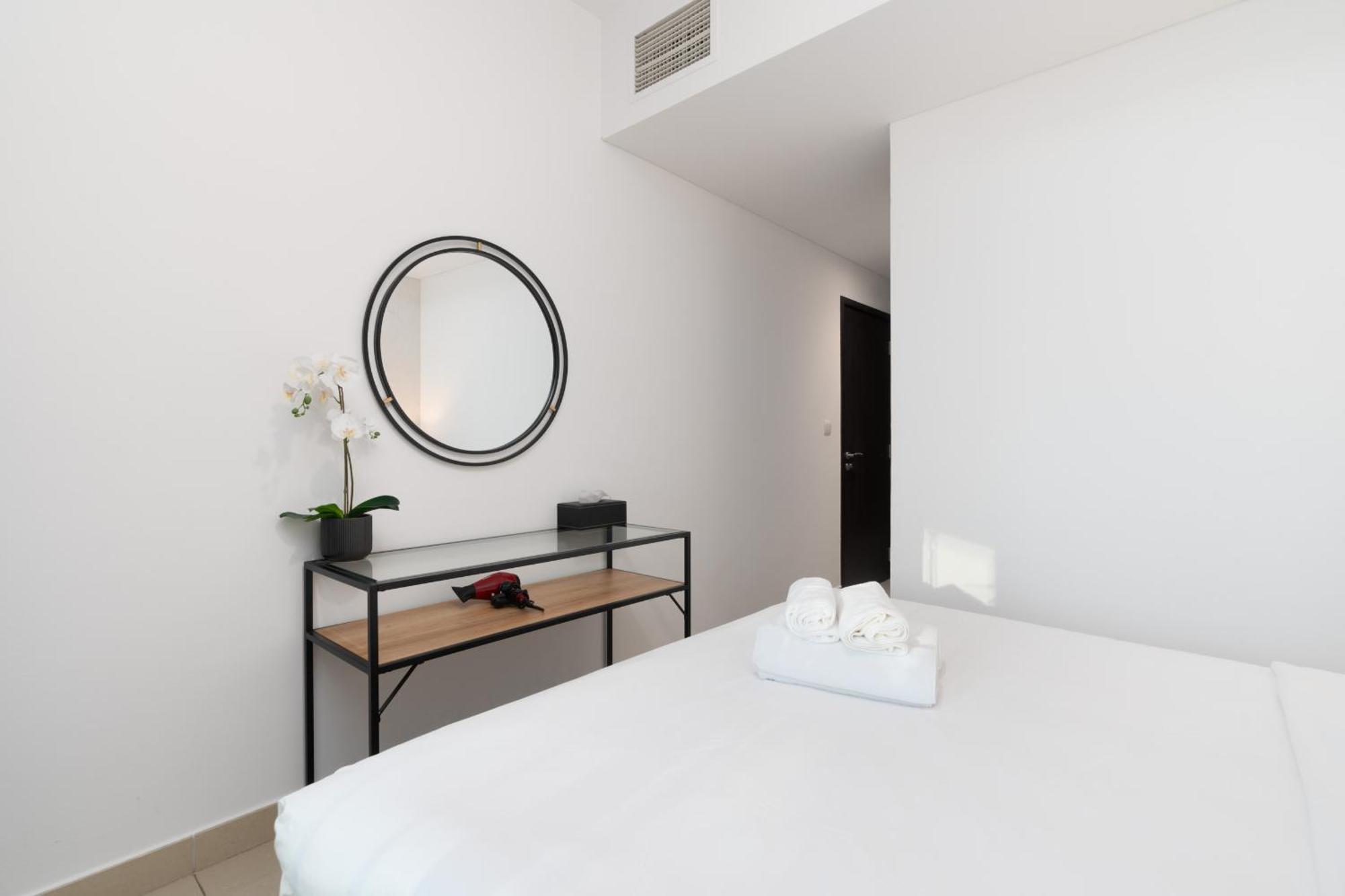 Luxury 2Br Downtown Apt With Burj Khalifa Views ドバイ エクステリア 写真