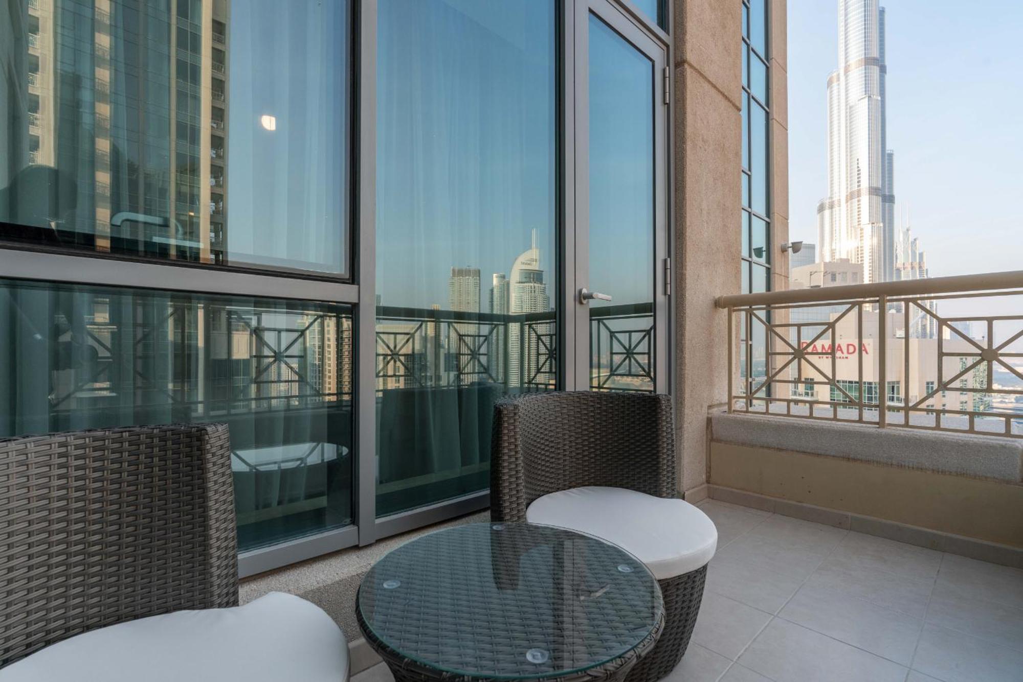 Luxury 2Br Downtown Apt With Burj Khalifa Views ドバイ エクステリア 写真